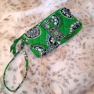 Vera Bradley Wristlet/Wallet Cameo Green - RETIRED